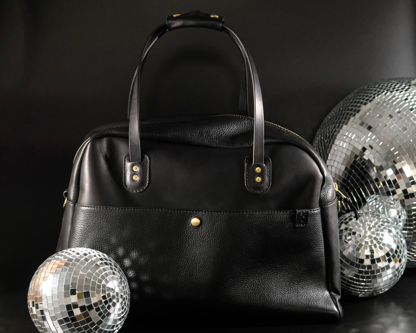 The Weekender in all Black